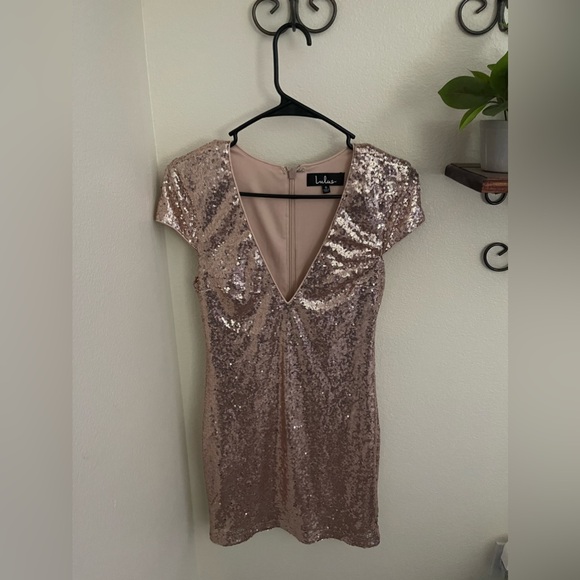 Lulu’s Rose Gold Mini Sequin Dress - Picture 10 of 11